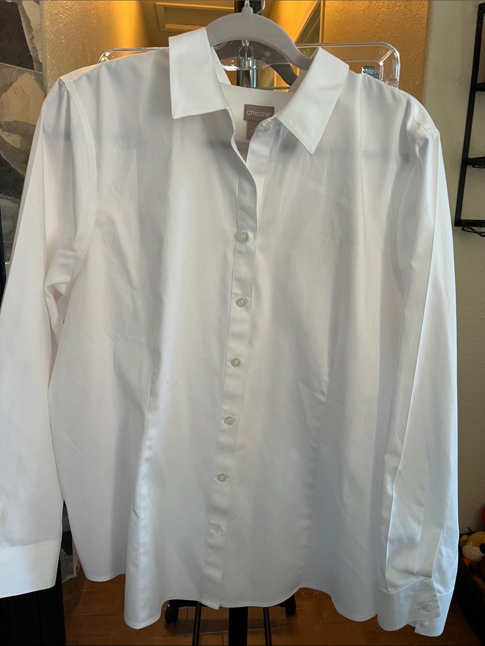Women’s Chico's White Long-Sleeve Dress Shirt